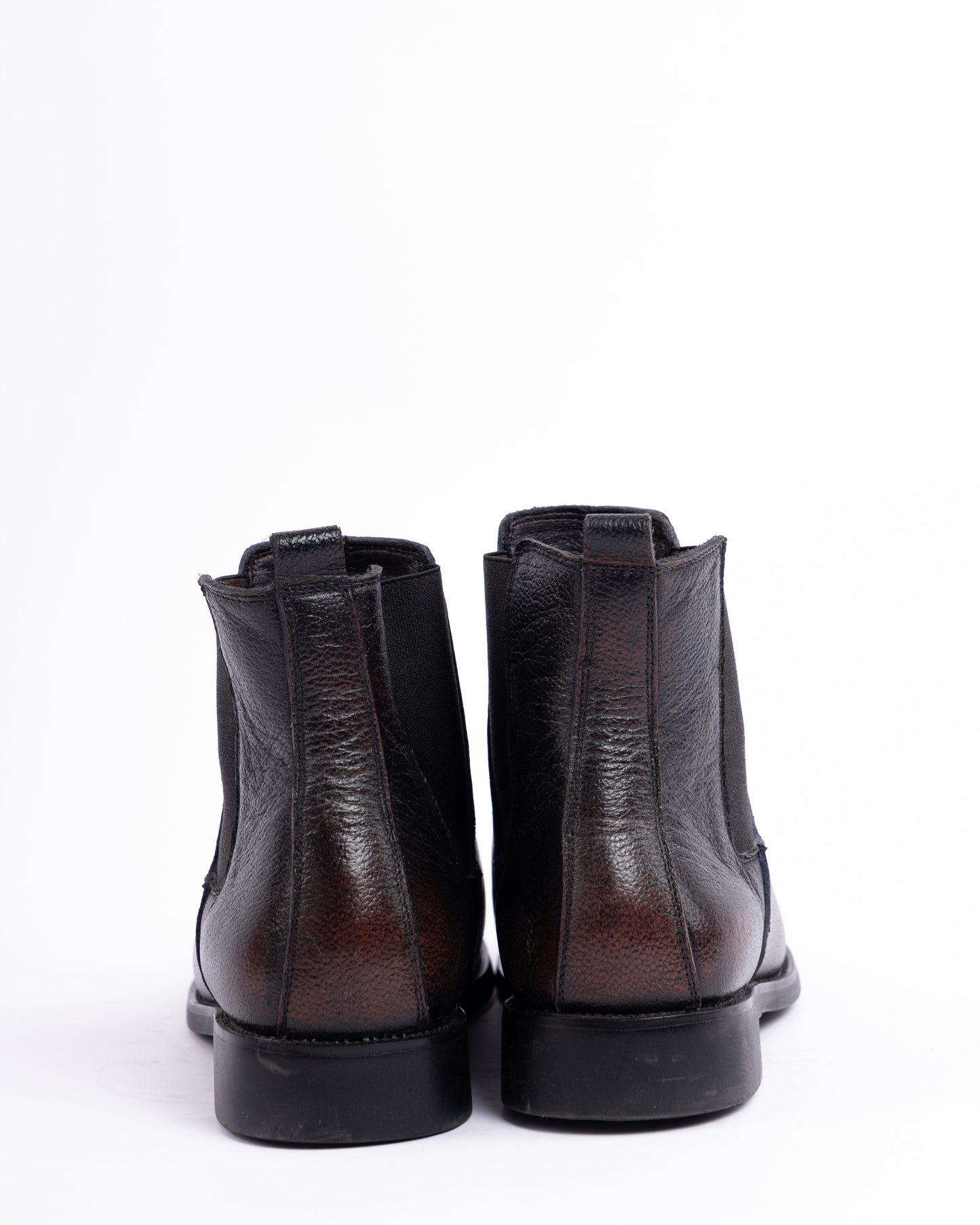 Textured leather chelsea boot