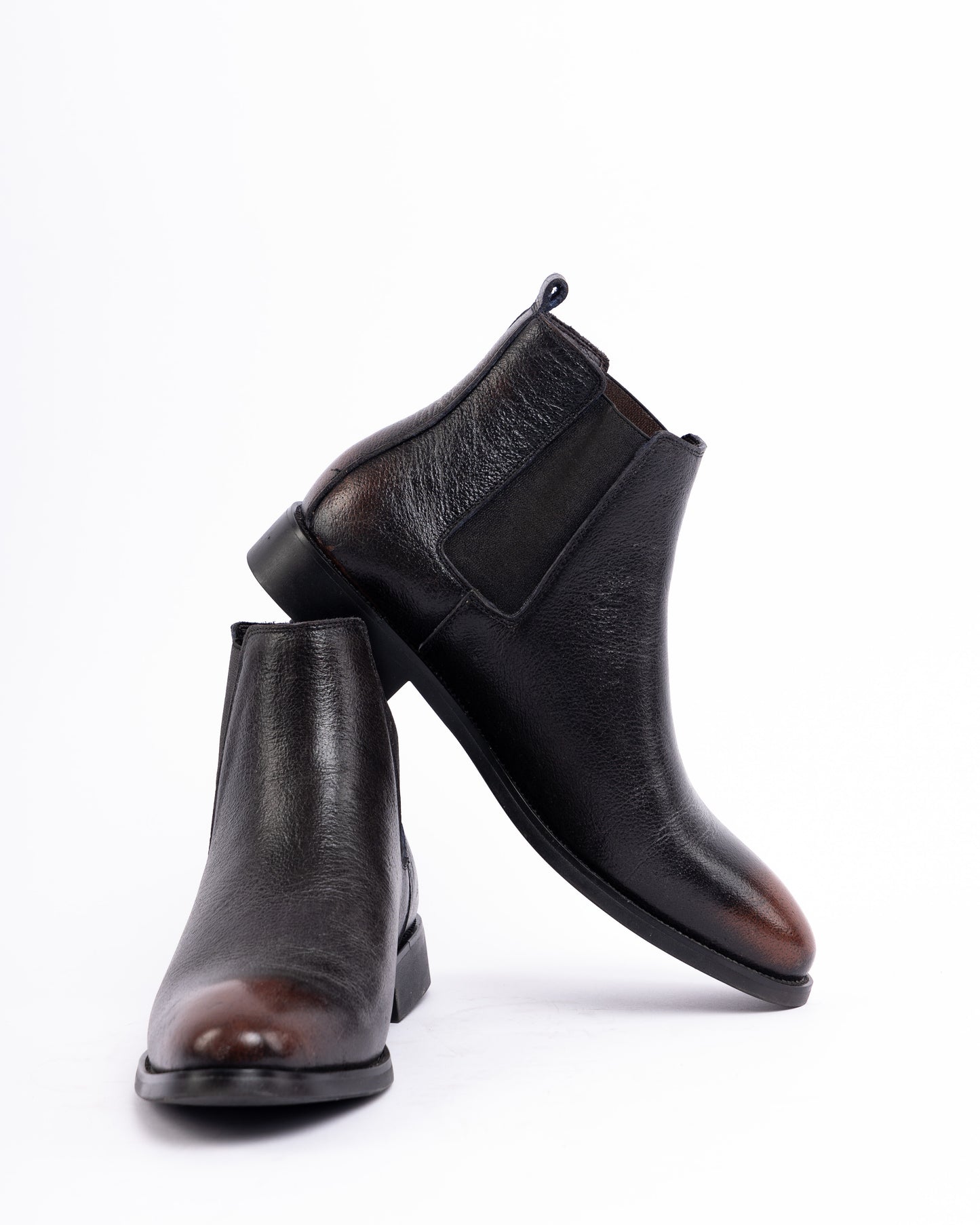Textured leather chelsea boot