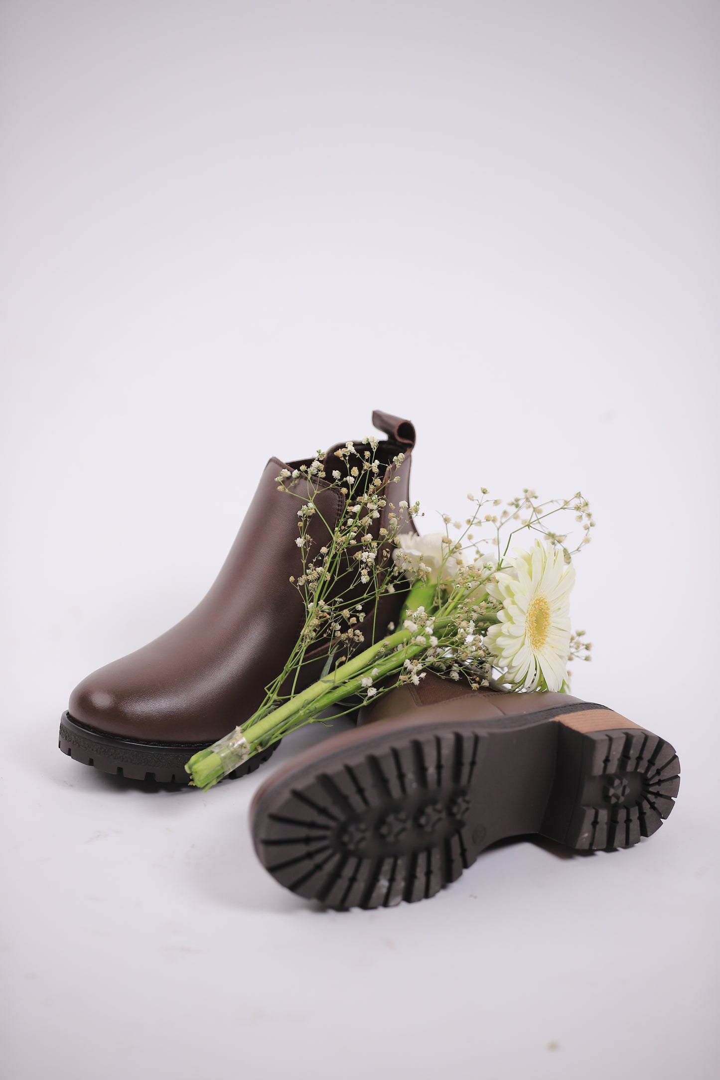 Lyra Chelsea Boot