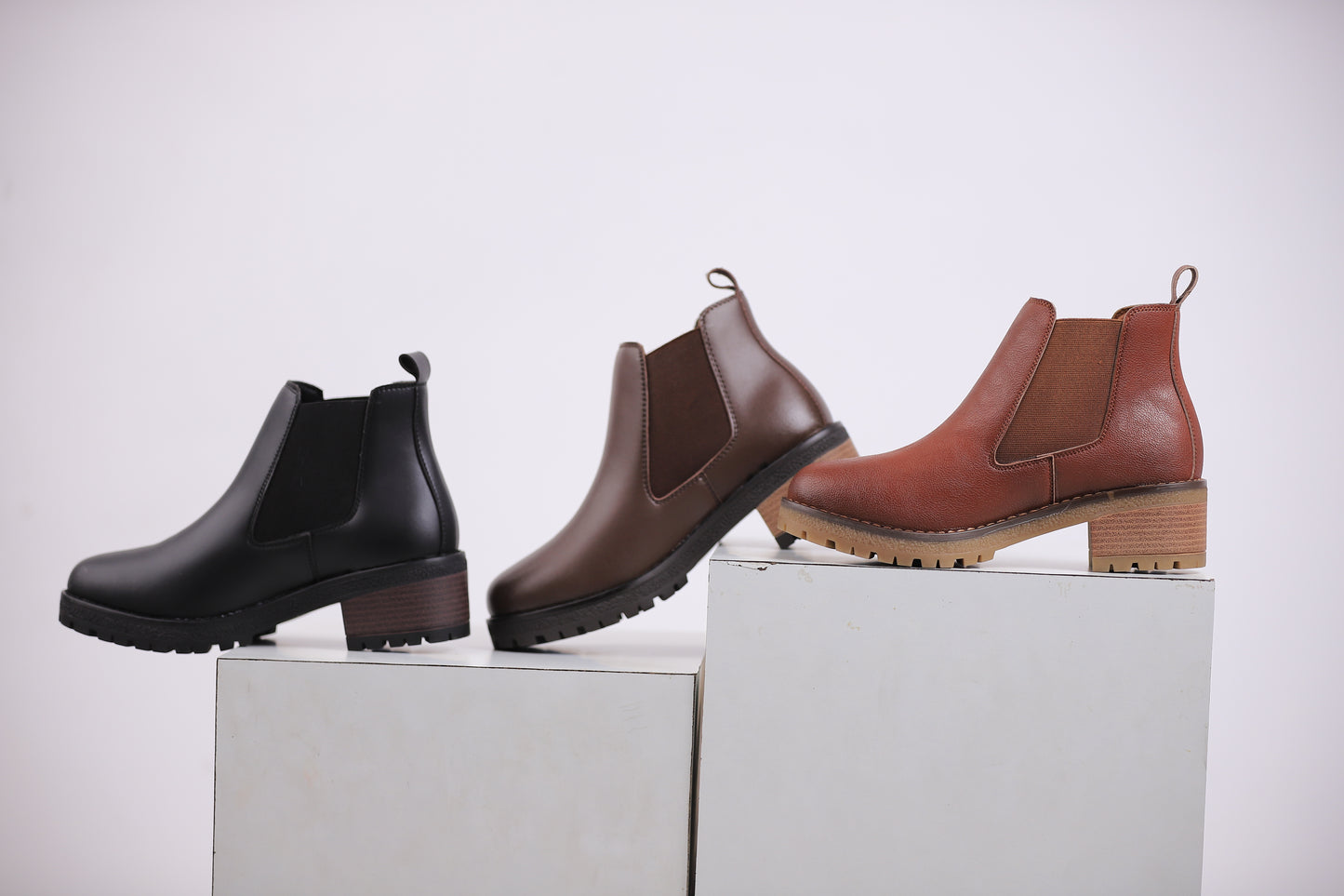 Lyra Chelsea Boot